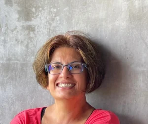 Dipali Bagga - Traumasensible Körpertherapie